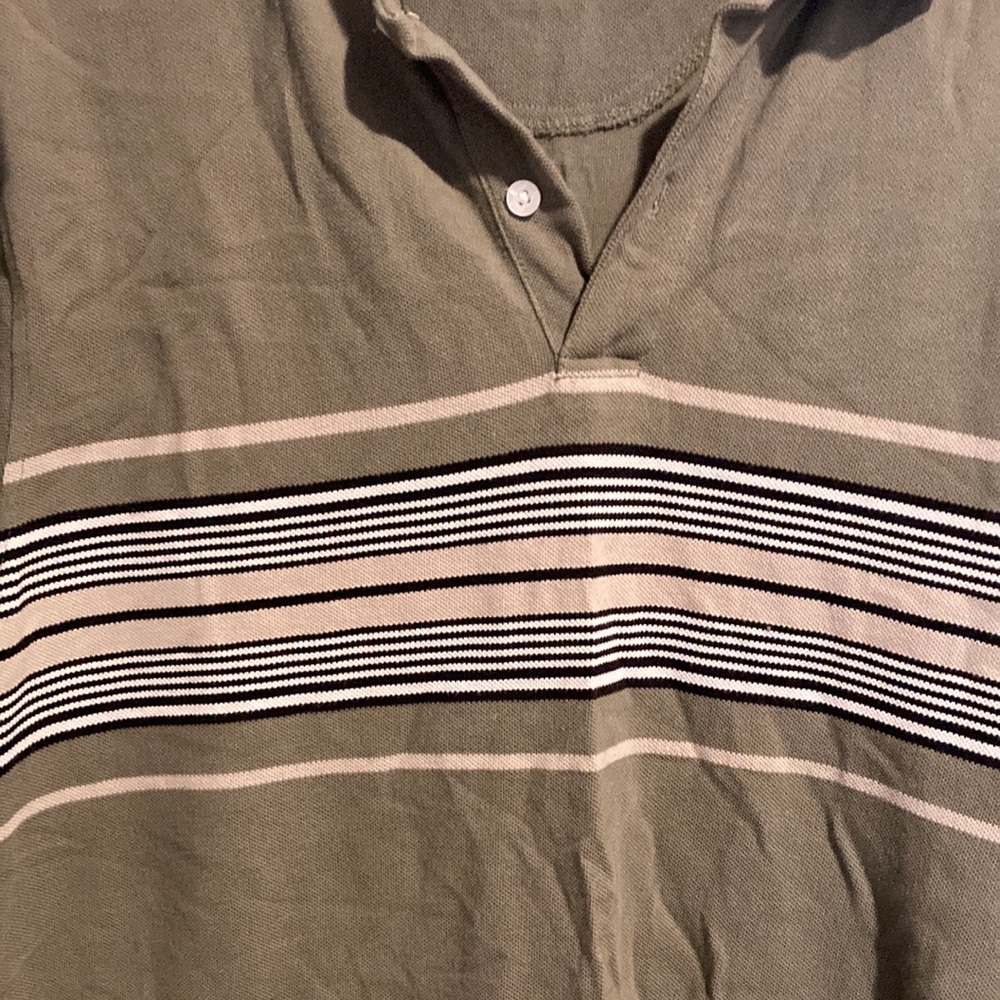 Covington Brand Collar Shirt - Picture 2 of 5